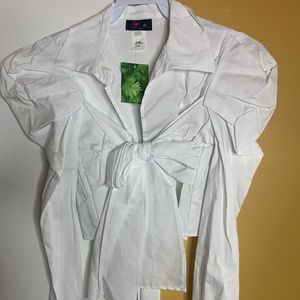 White puffy shoulder tie up top